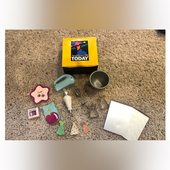 Rare American Girl Today weekend baking Set